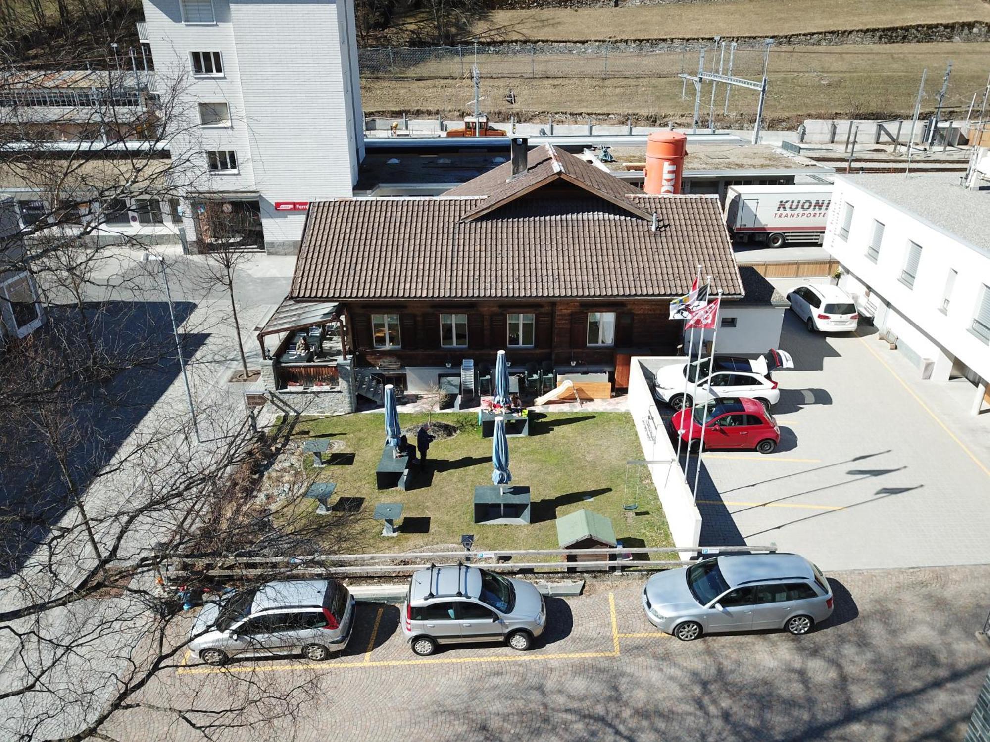 Ristorante Pensione Chalet Stazione Poschiavo Buitenkant foto